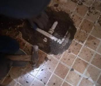 南雄卫生间漏水维修公司为您分享下卫生间渗水如何处理及注意事项